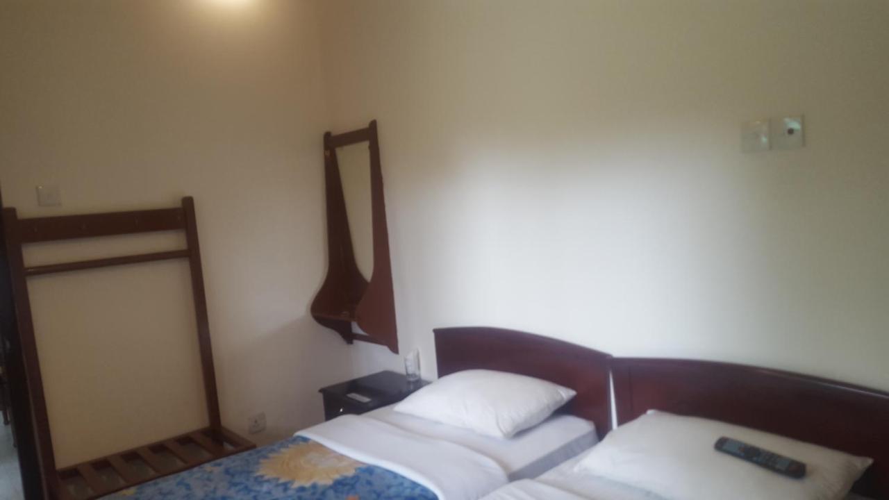 New Tour Inn Nuwara Eliya Ngoại thất bức ảnh